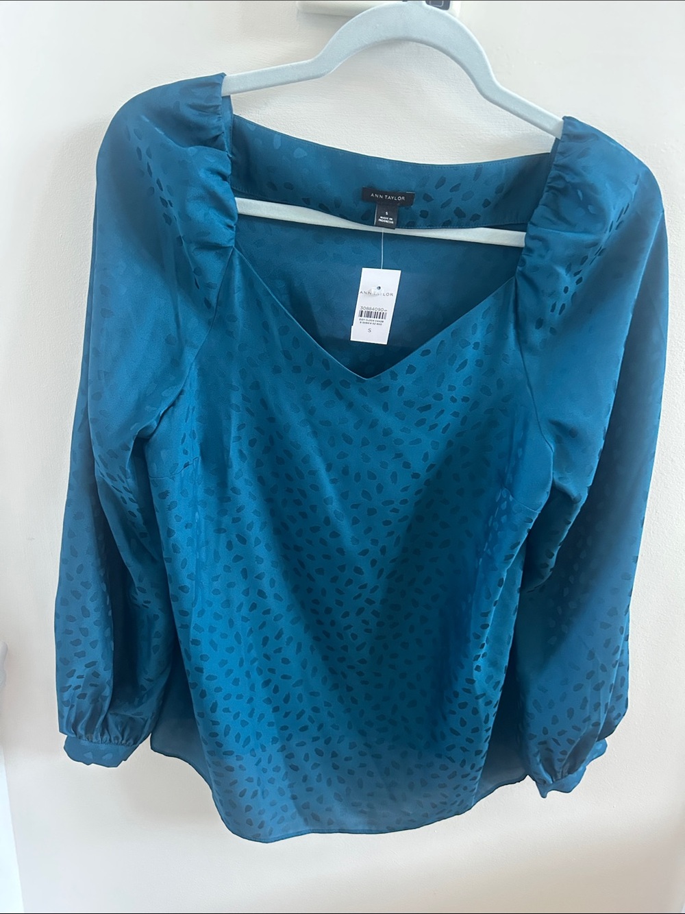 Ann Taylor Teal V-Neck Long Sleeve Satin Blouse